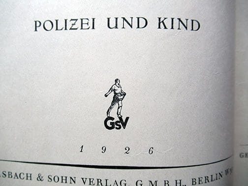 Polizei und Kind 0821 Sta 3