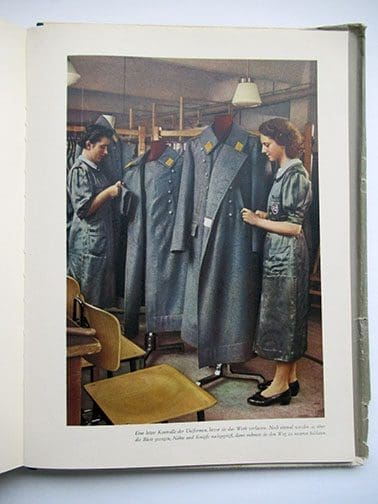 Uniformen Soldaten 0423 Sta 7